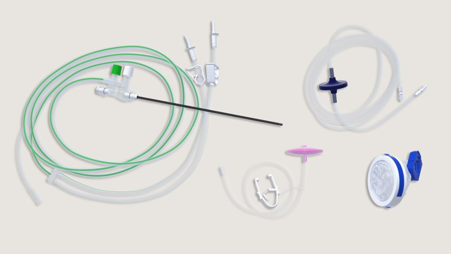 kolekcja komponentów zestawów laparoskopowych: osłona na kamerę, rurka insuflacyjna, filtr dymu