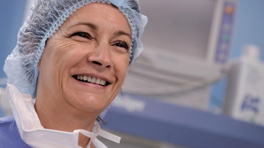 Cathérine Laurent, pielęgniarka operacyjna